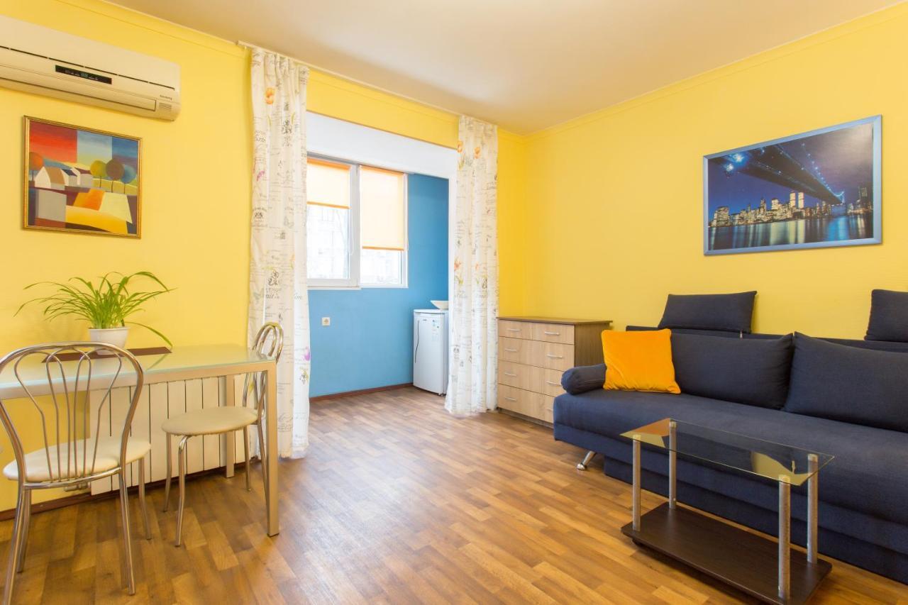 Ferienwohnung Nauky Avenue Charkiw Exterior foto